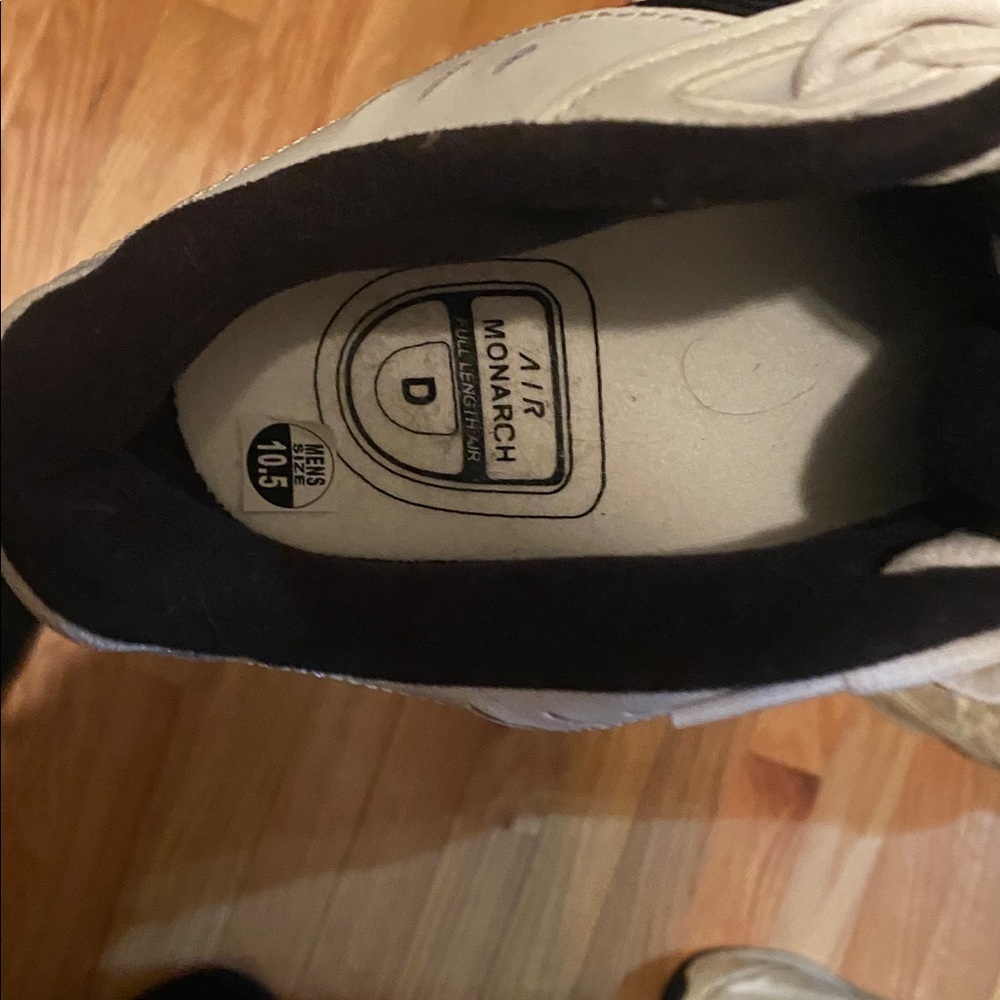 Nike Air Monarch IV White and Black with Red Accents NWOT - Picture 9 of 10